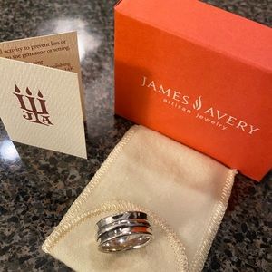 Retired Women’s Size 6.5 James Avery Silver Centered Wedding Band